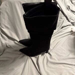 Time and Tru women’s slouch boots